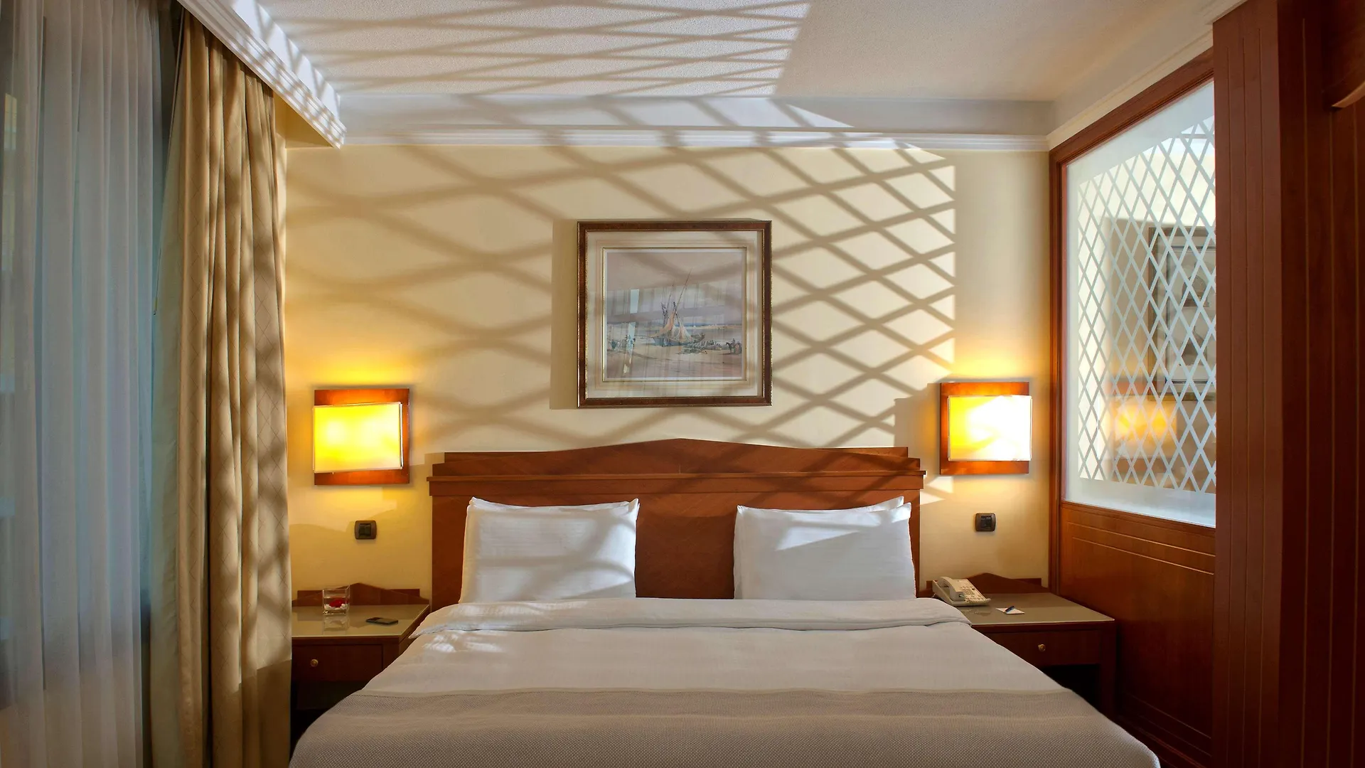 Hotel Radisson Blu Martinez Beirut