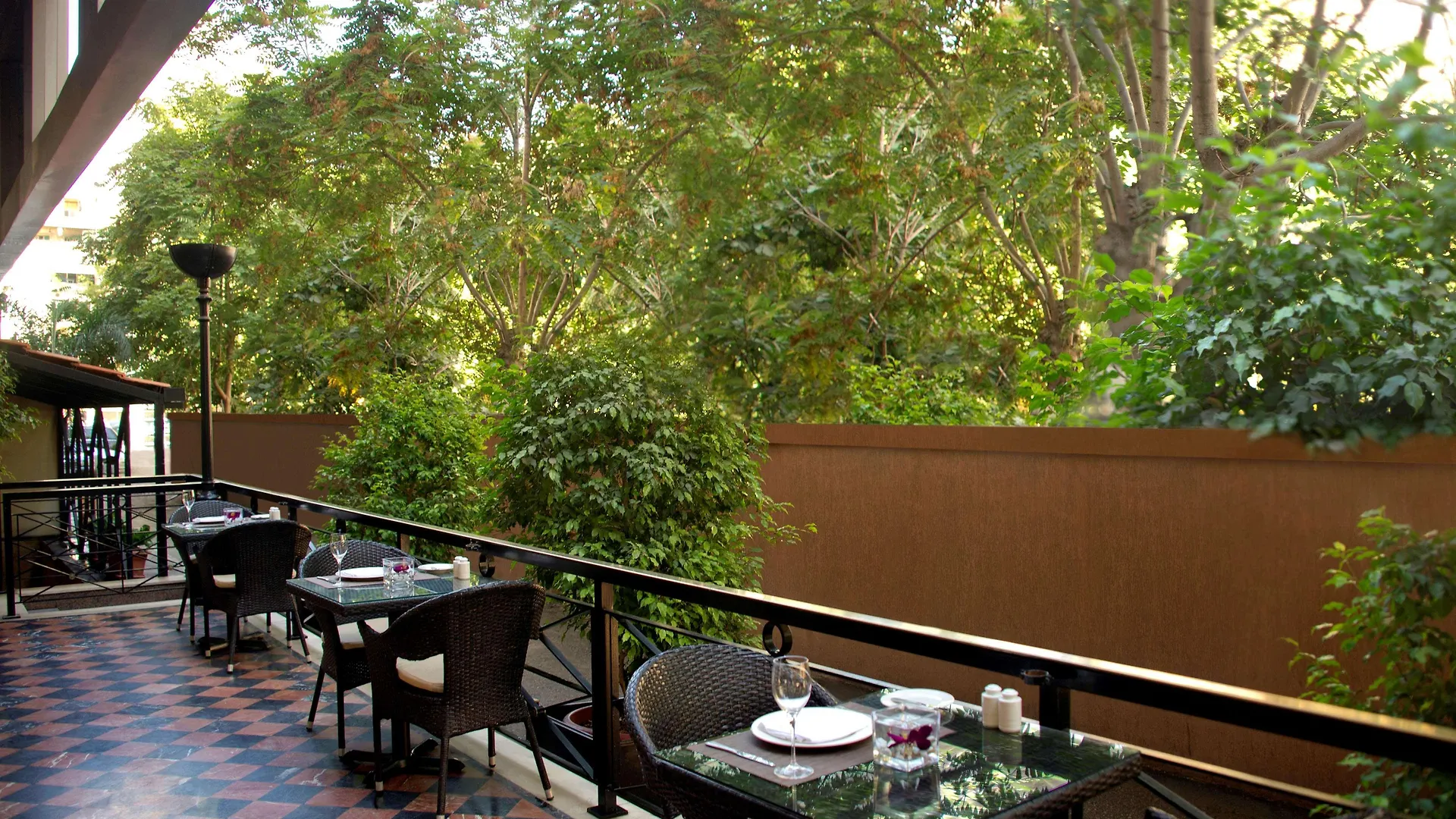 Hotel Radisson Blu Martinez Beirut 5*,