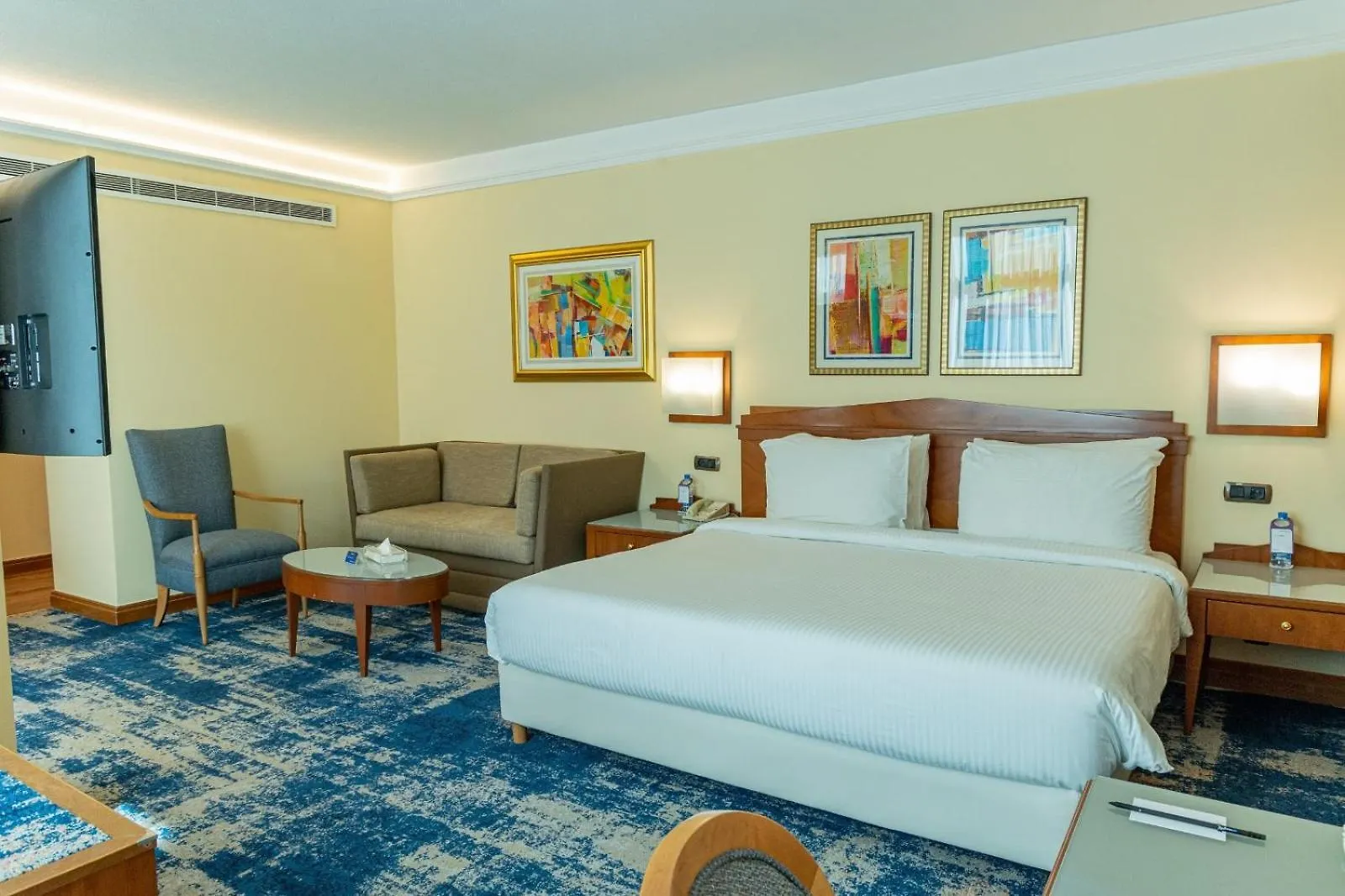 Hotel Radisson Blu Martinez Beirut