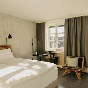 Boutique & Design Volkshaus Швейцария