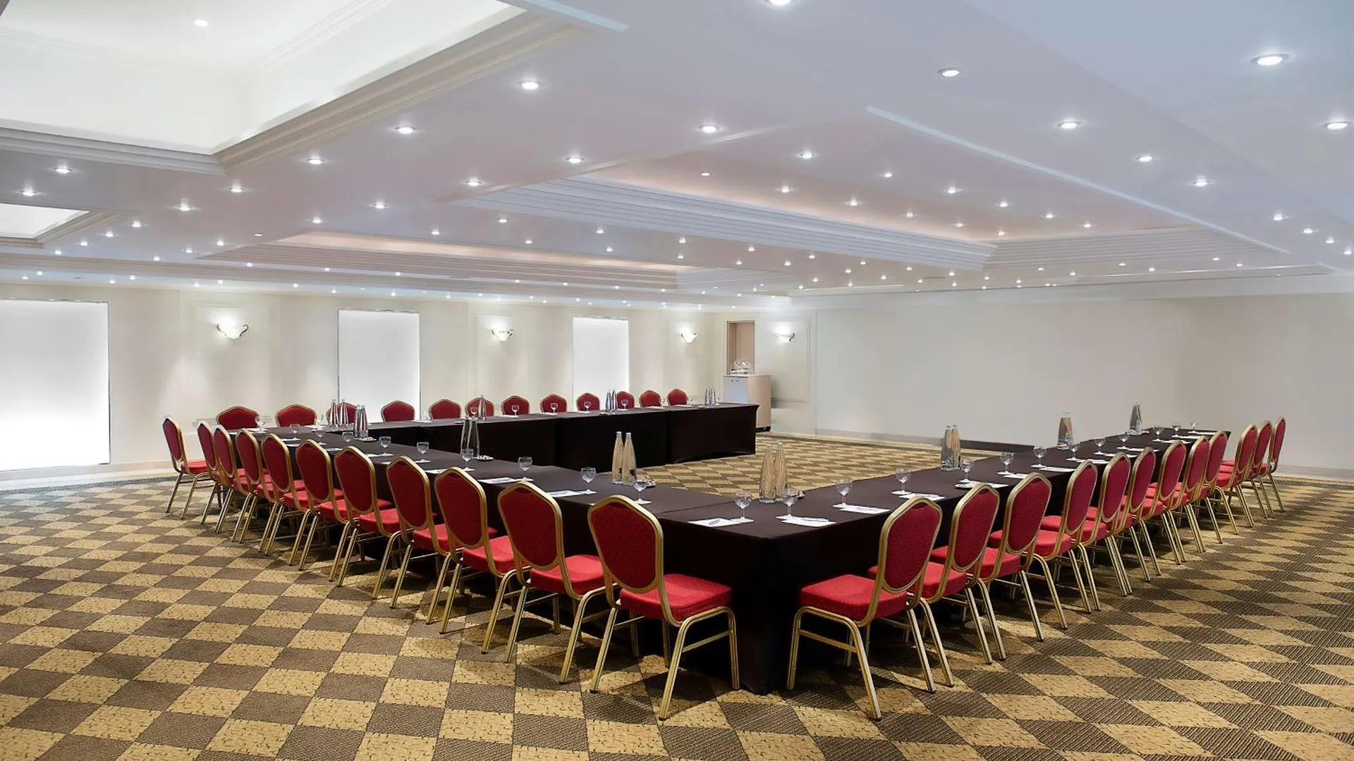 Radisson Blu Martinez Beirut Hotell